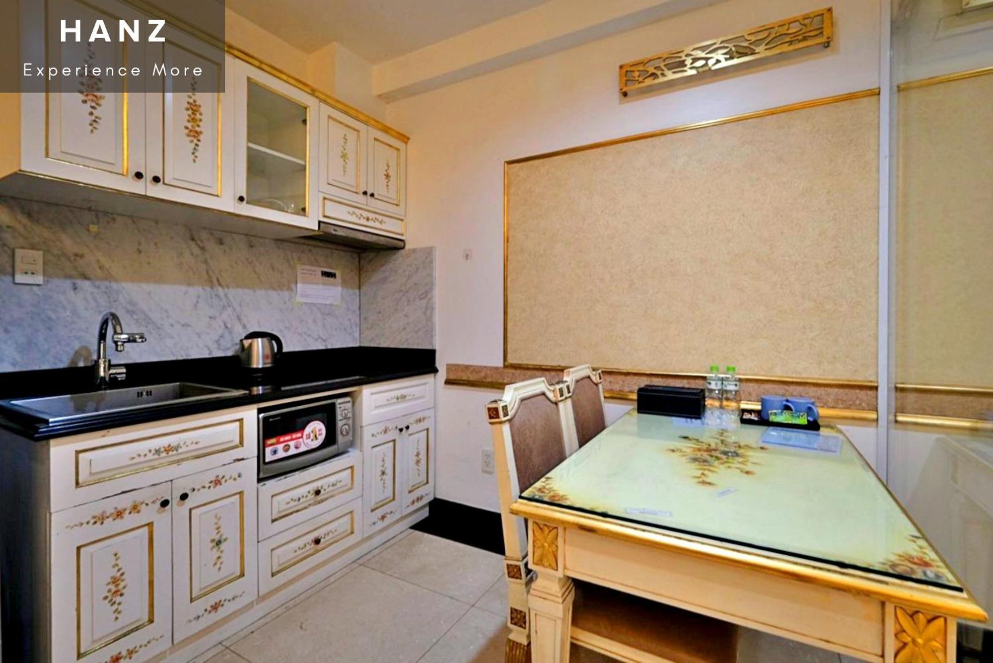S79 Residences 345ab *