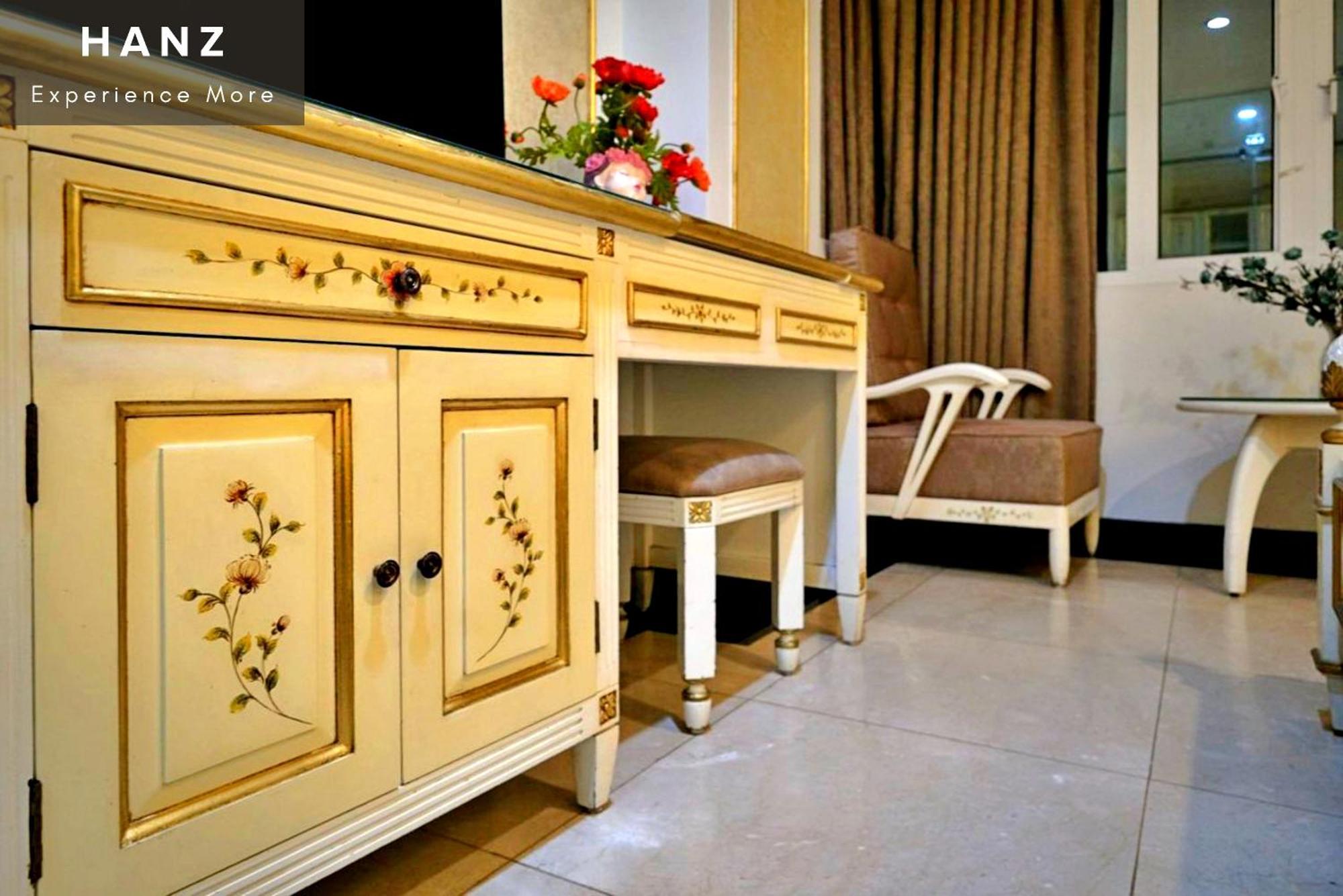 S79 Residences 345ab *