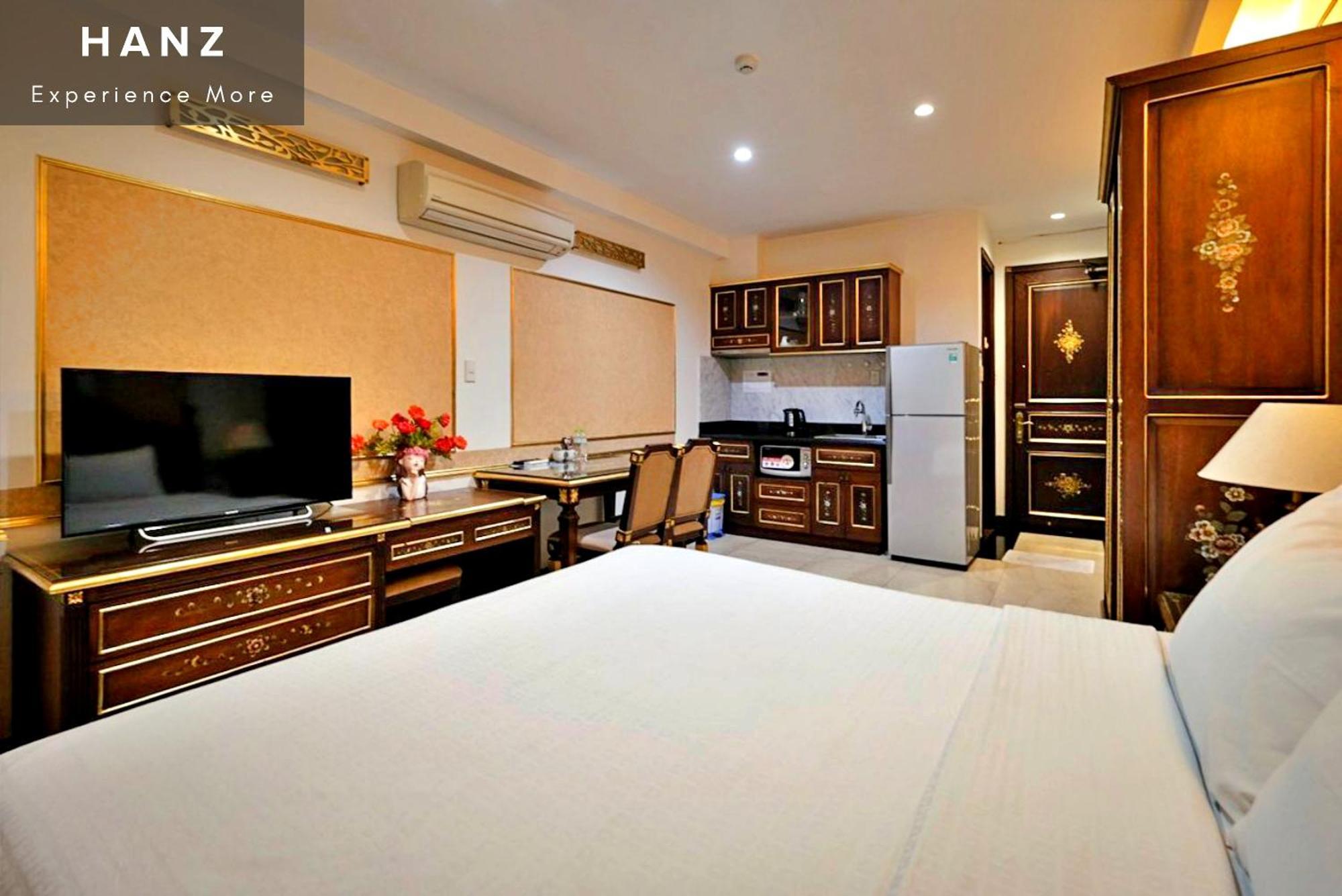 S79 Residences 345ab Apartment *