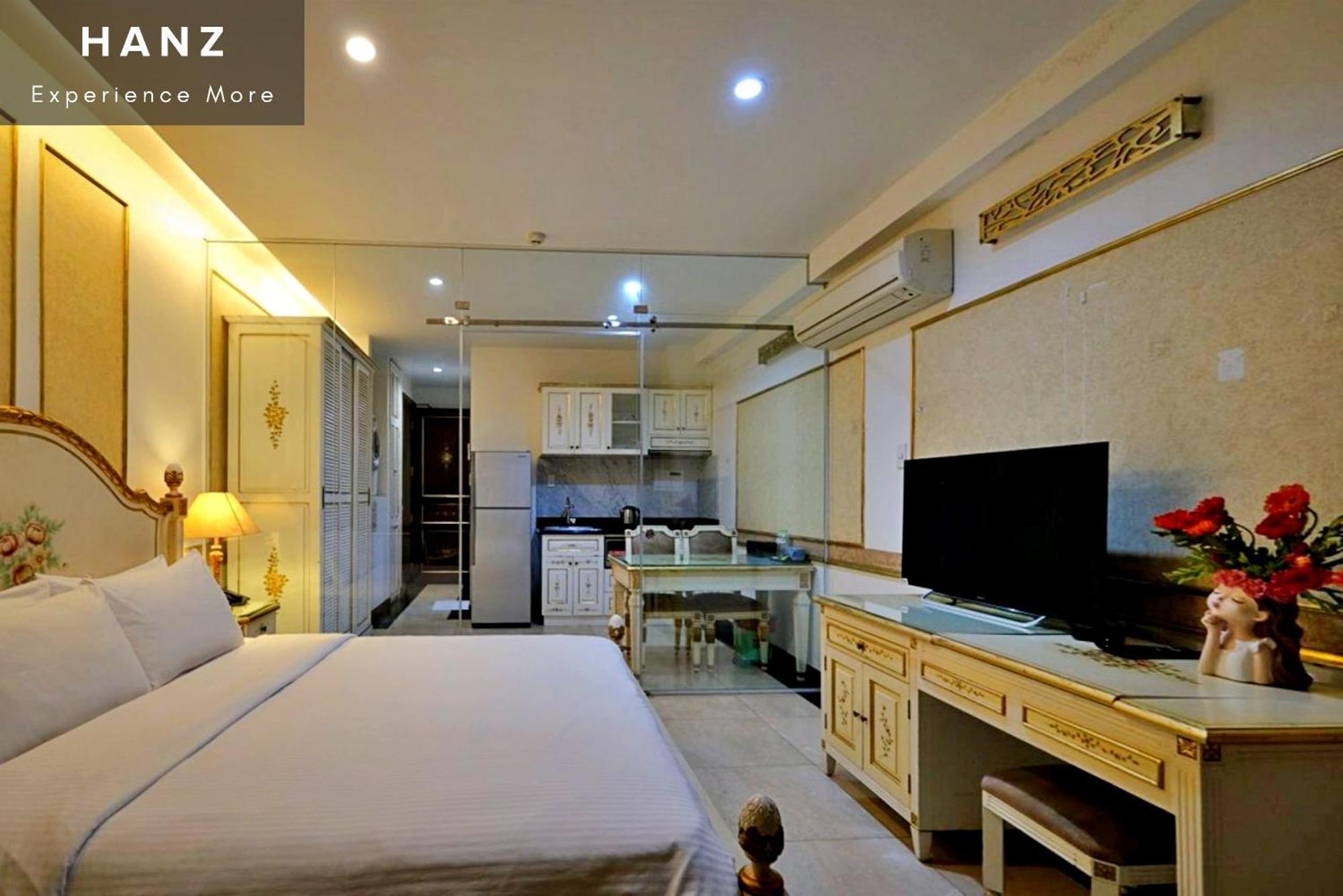 Apartment S79 Residences 345ab